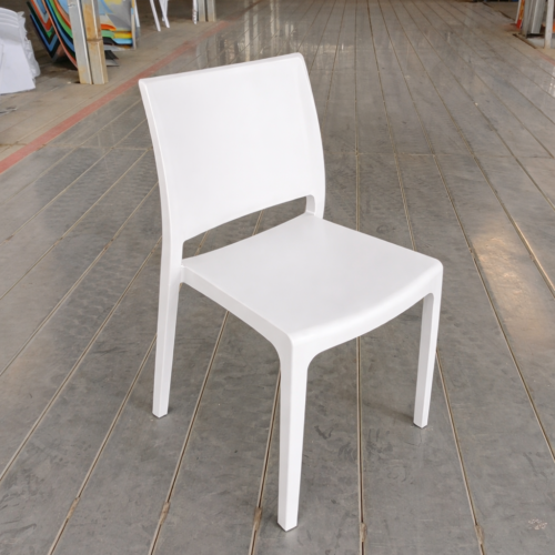Silla Resistente Nova Chair Blanca